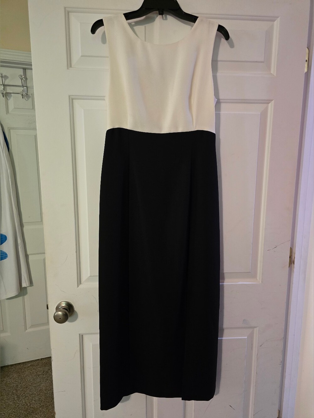 Maggy London Sleeveless Two-Tone White and Black Midi Dress